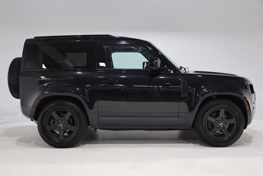 Used 2023 Land Rover Defender 90 S AWD/4WD image 9