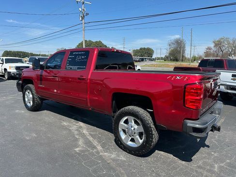 Used 2018 Chevrolet Silverado 2500 LT w/ LT Convenience Package image 8