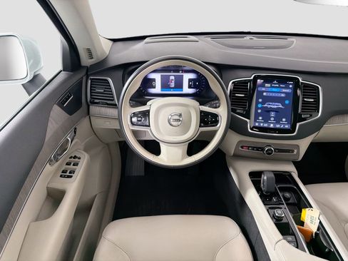Certified 2023 Volvo XC90 B5 Plus w/ Protection Package AWD/4WD image 22