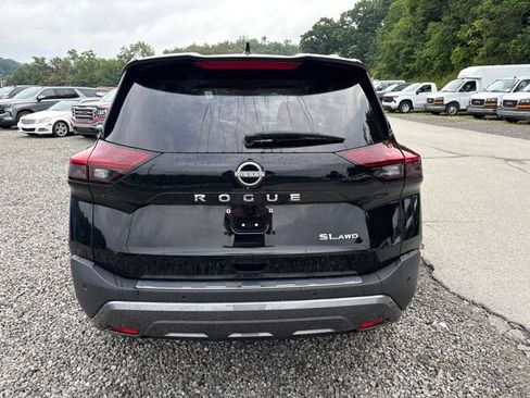 Certified 2023 Nissan Rogue SL w/ SL Premium Package AWD/4WD image 4