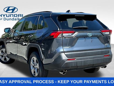 Used 2023 Toyota RAV4 XLE AWD/4WD image 5