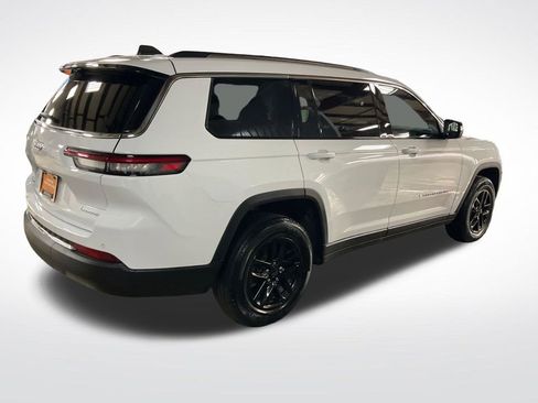 Certified 2023 Jeep Grand Cherokee L Laredo w/ Luxury Tech Group I image 5