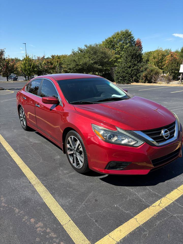 Used 2016 Nissan Altima 2.5 SR FWD image 3