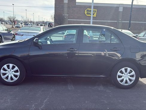Used 2013 Toyota Corolla L image 4