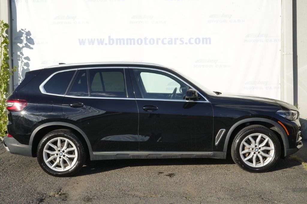 Used 2023 BMW X5 xDrive40i w/ Premium Package AWD/4WD image 7