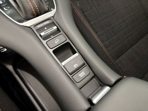 New 2026 Honda HR-V Sport image 15