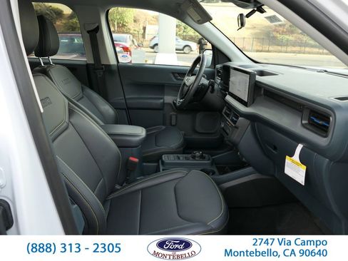 Used 2025 Ford Maverick Lobo image 28
