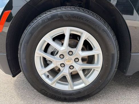 Used 2023 Chevrolet Equinox LT FWD image 9