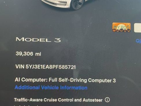 Used 2023 Tesla Model 3 Standard Range RWD image 4