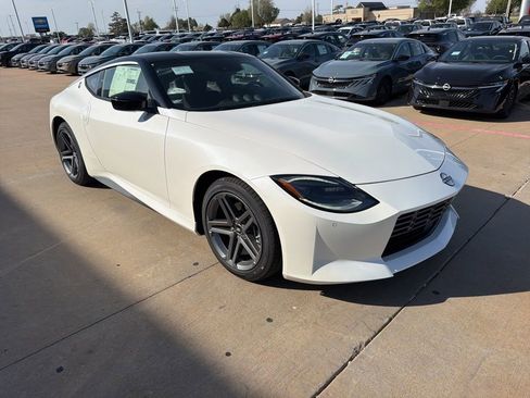 New 2026 Nissan Z Sport w/ Floor Mat Package RWD image 7