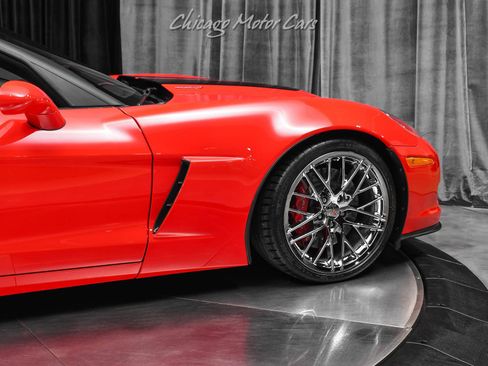 Used 2013 Chevrolet Corvette 427 w/ 1SB Preferred Equipment Group RWD image 45