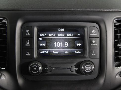 Used 2018 Jeep Compass Sport FWD image 8