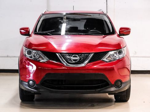 Used 2018 Nissan Rogue Sport SV FWD image 5