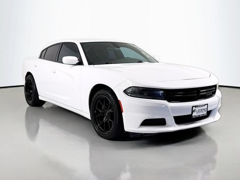 Used 2022 Dodge Charger SXT RWD image 4