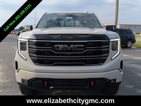 New 2026 GMC Sierra 1500 AT4 w/ AT4 Premium Package AWD/4WD image 9