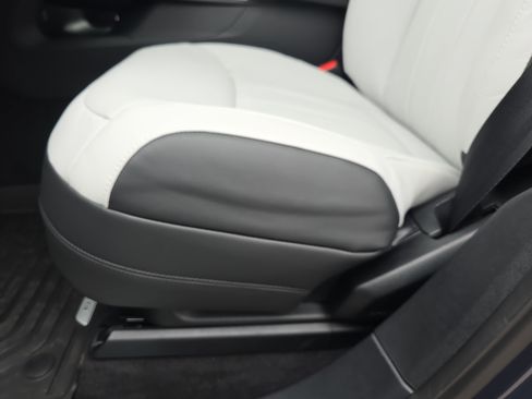 New 2026 Land Rover Range Rover Sport Dynamic SE image 28