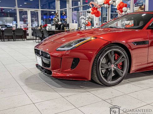 Used 2016 Jaguar F-TYPE R image 5