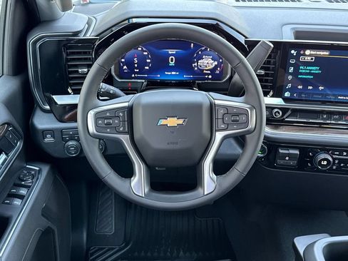New 2026 Chevrolet Silverado 2500 LT w/ Leather Package AWD/4WD image 13