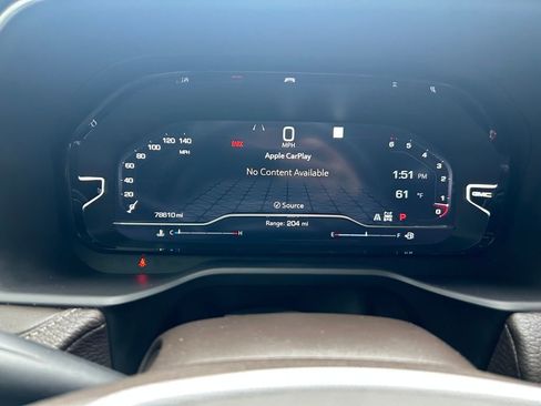 Used 2022 GMC Yukon XL Denali image 11