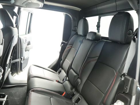 New 2026 Jeep Gladiator Rubicon AWD/4WD image 22