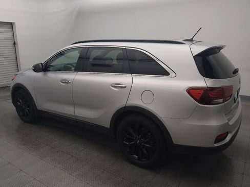 Used 2020 Kia Sorento S FWD image 3