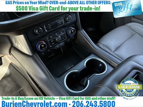 Used 2022 Chevrolet Suburban Z71 w/ Luxury Package AWD/4WD image 17