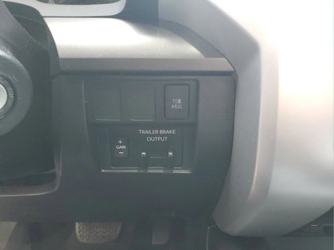 Used 2020 Toyota Tundra SR5 w/ SR5 Upgrade Package image 24