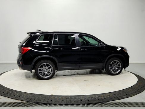 Used 2023 Honda Passport EX-L image 8
