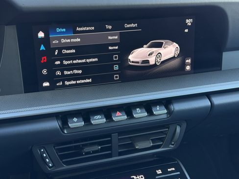 Certified 2025 Porsche 911 Carrera image 20