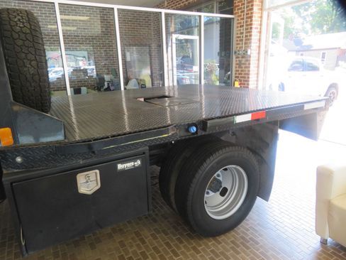 Used 2022 Ford F350 XL w/ Power Equipment Group AWD/4WD image 78