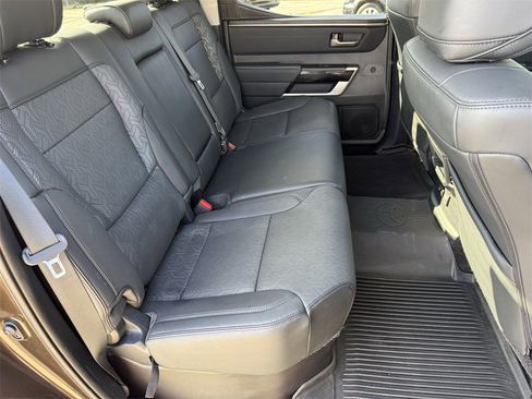 Used 2023 Toyota Tundra Limited image 38