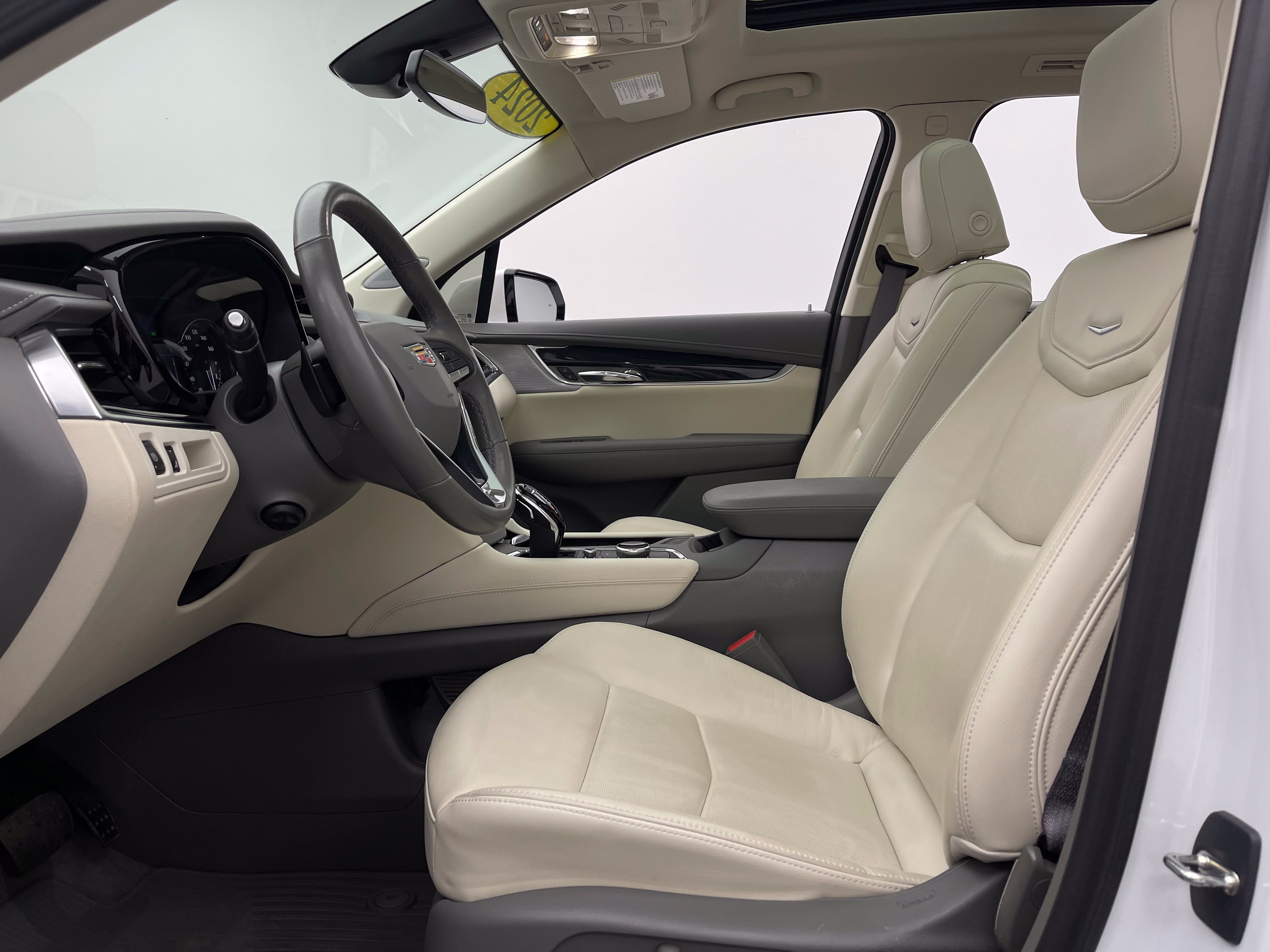 Used 2024 Cadillac XT6 Premium Luxury FWD image 20