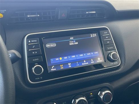 Used 2024 Nissan Kicks S image 23