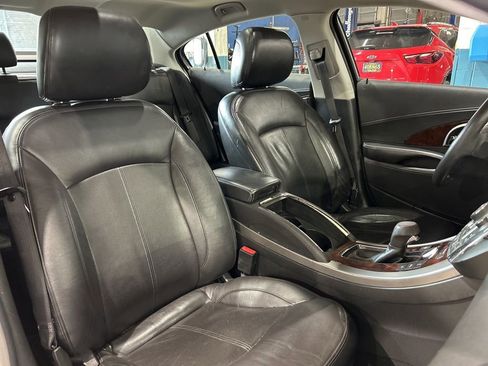 Used 2010 Buick LaCrosse CXL w/ Luxury Package AWD/4WD image 41