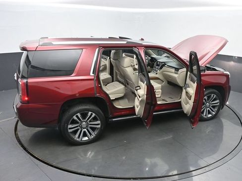Used 2020 GMC Yukon Denali w/ Denali Ultimate Package AWD/4WD image 67