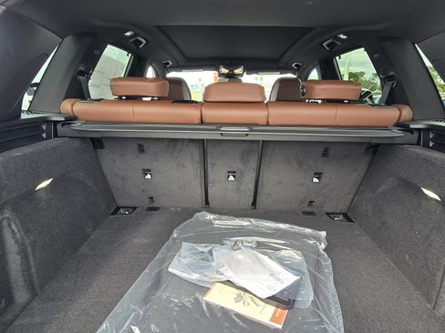 New 2026 BMW X5 xDrive40i w/ Executive Package image 9