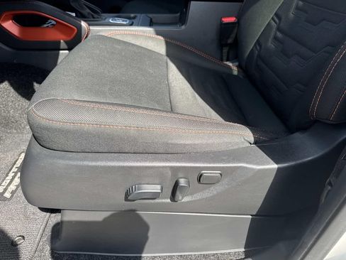 Used 2026 Nissan Frontier PRO-4X AWD/4WD image 25
