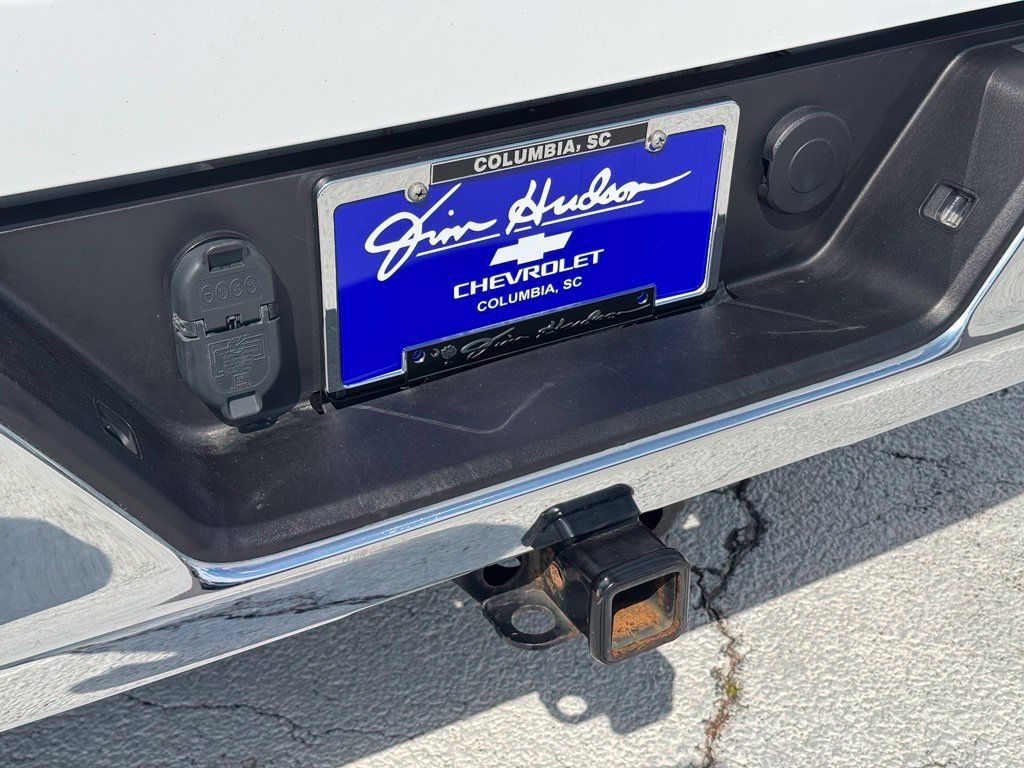 Used 2025 Chevrolet Silverado 1500 LT RWD image 16