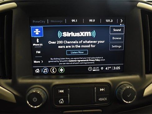 Used 2024 GMC Terrain SLT w/ Elevation Edition image 28