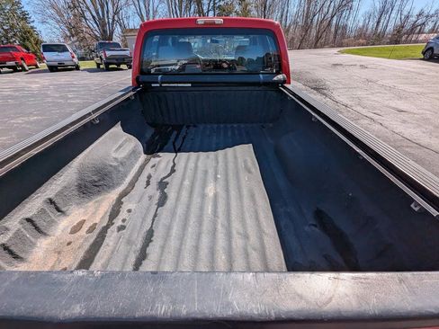 Used 2016 Ford F250 XL w/ Power Equipment Group AWD/4WD image 11