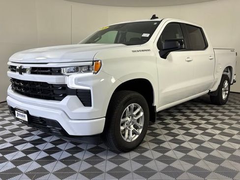 Used 2026 Chevrolet Silverado 1500 RST AWD/4WD image 2