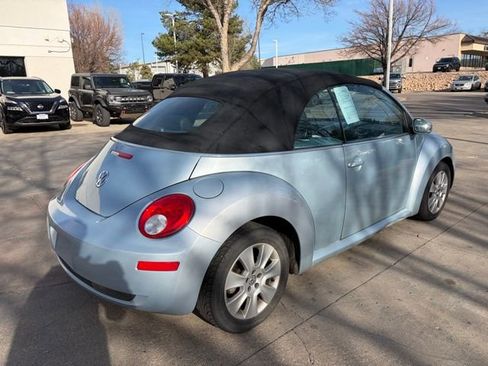 Used 2010 Volkswagen Beetle Convertible image 5