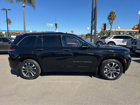 Used 2023 Jeep Grand Cherokee Overland w/ Rear Seat Video Group I image 44