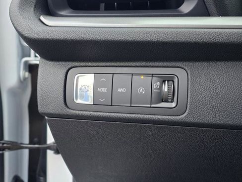 New 2026 Chevrolet Traverse LT w/ Midnight/Sport Edition image 11