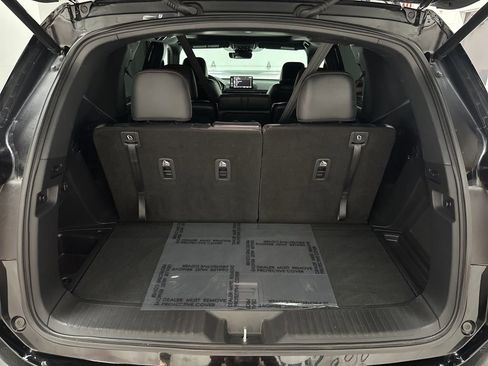 Used 2025 Honda Pilot Black Edition image 38