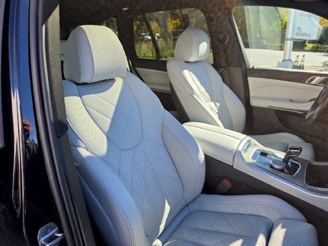 Certified 2023 BMW X5 xDrive40i w/ M Sport Package AWD/4WD image 19