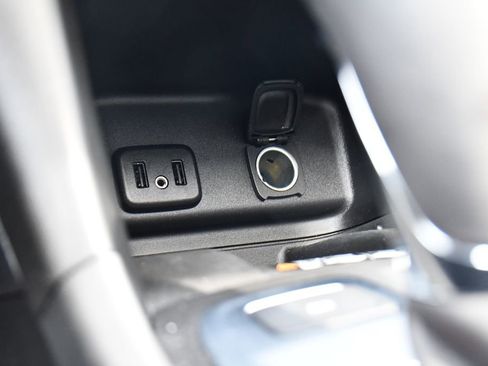 Used 2018 Chevrolet Equinox Premier AWD/4WD image 31
