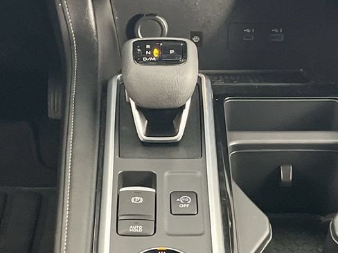 Certified 2025 Nissan Pathfinder SL w/ Cargo Package AWD/4WD image 21