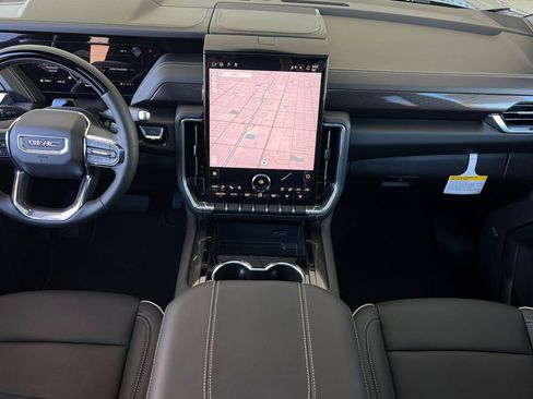 New 2026 GMC Yukon Elevation w/ Elevation Premium Package AWD/4WD image 12