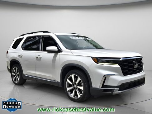 Used 2023 Honda Pilot Elite image 9